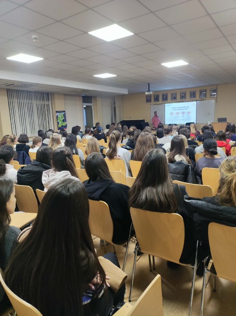 Фондация "Ендометриоза и репродуктивно здраве": Проектът EndoGirl с първа лекция за 2026 г.