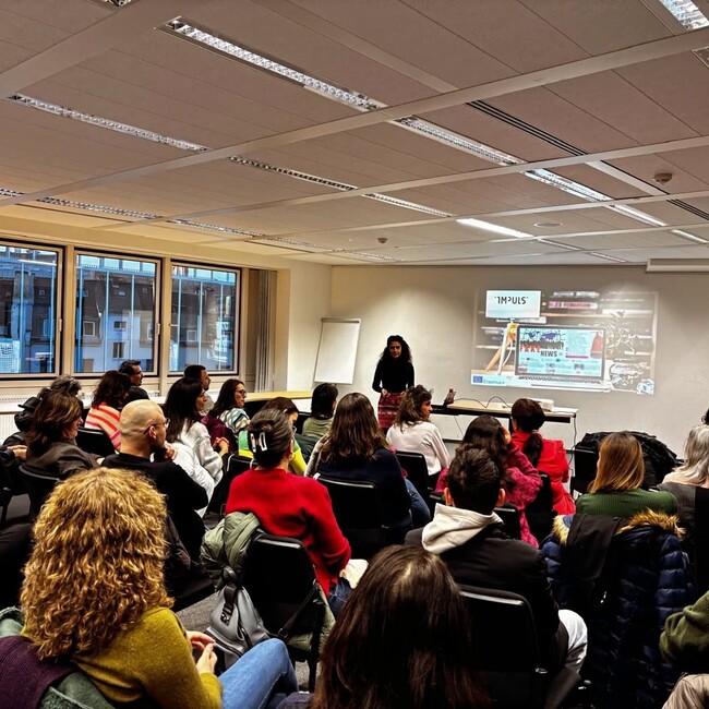  Уъркшоп на тема „Фалшиви новини“ с лектор проф. д-р Десислава Бошнакова се състоя във Франкфурт на Майн, Германия