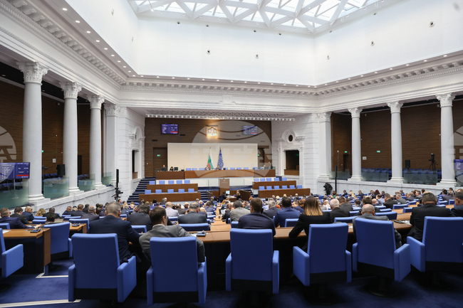 Parliamentary Groups Issue Declarations Marking International Holocaust Remembrance Day