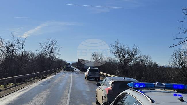 За срок до 72 часа е задържан шофьорът, обвинен в причиняване на катастрофата между селата Телиш и Горни Дъбник