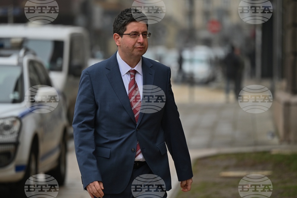 Президентство - Петър Чобанов - консултации