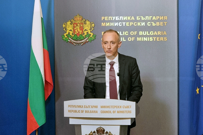 В списъка на защитените специалности се добавя цялото професионално направление "Металургия", съобщи министърът на образованието