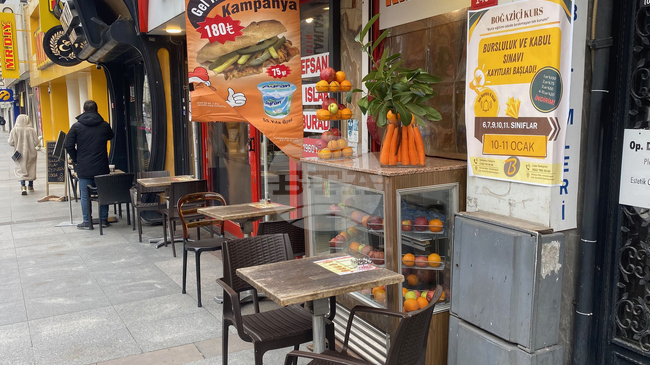 Уличната храна на Истанбул: вкусна и предпочитана заради разнообразието и достъпните цени, но достатъчно безопасна ли е за здравето?