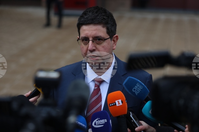 Поскъпването на еврото може да доведе до намаляване на инфлацията в еврозоната, каза подуправителят на БНБ Петър Чобанов