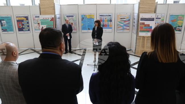 Изложба "Заедно в борбата с кибертормоза на деца" бе открита в сградата на Народното събрание