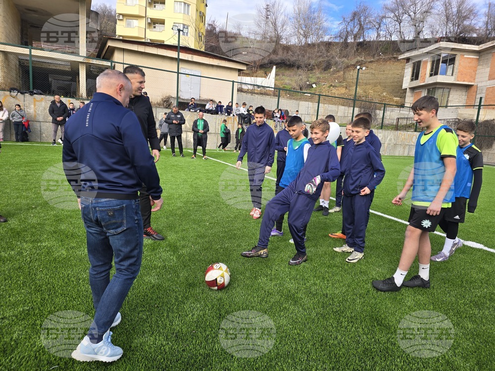 Сандански - откриване на спортна площадка за футбол в Спортно училище "Пейо Яворов"