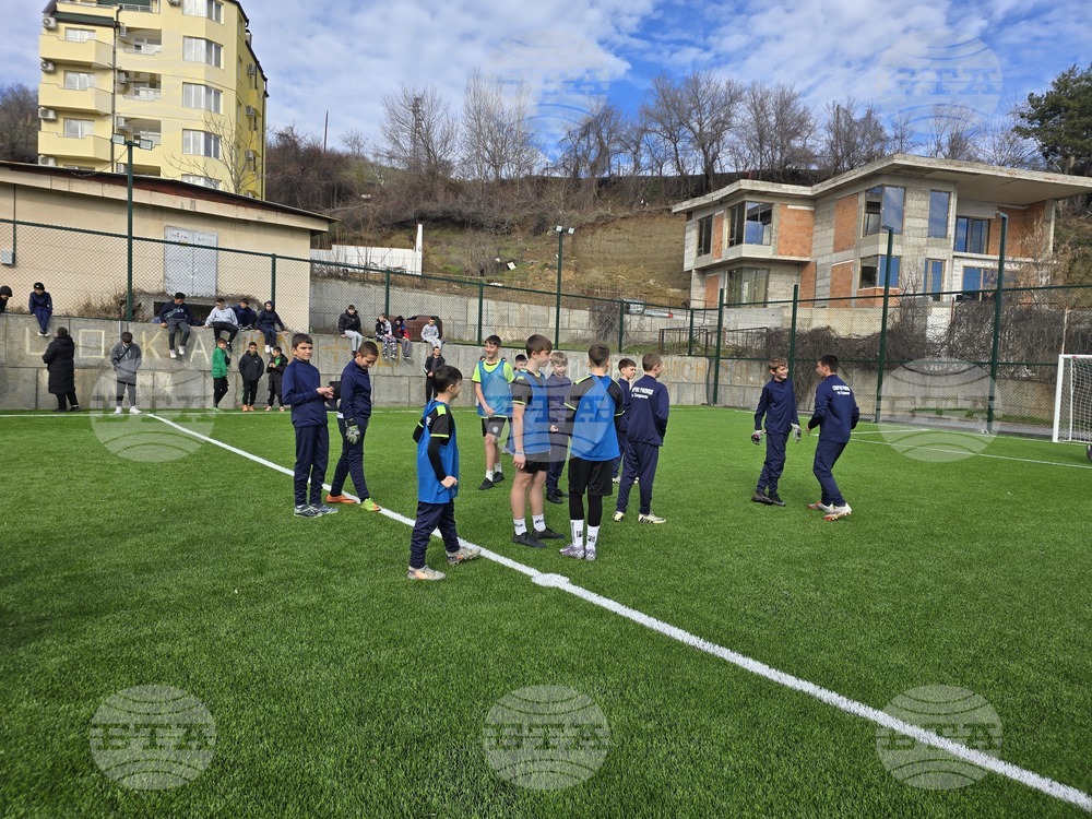 Сандански - откриване на спортна площадка за футбол в Спортно училище "Пейо Яворов"