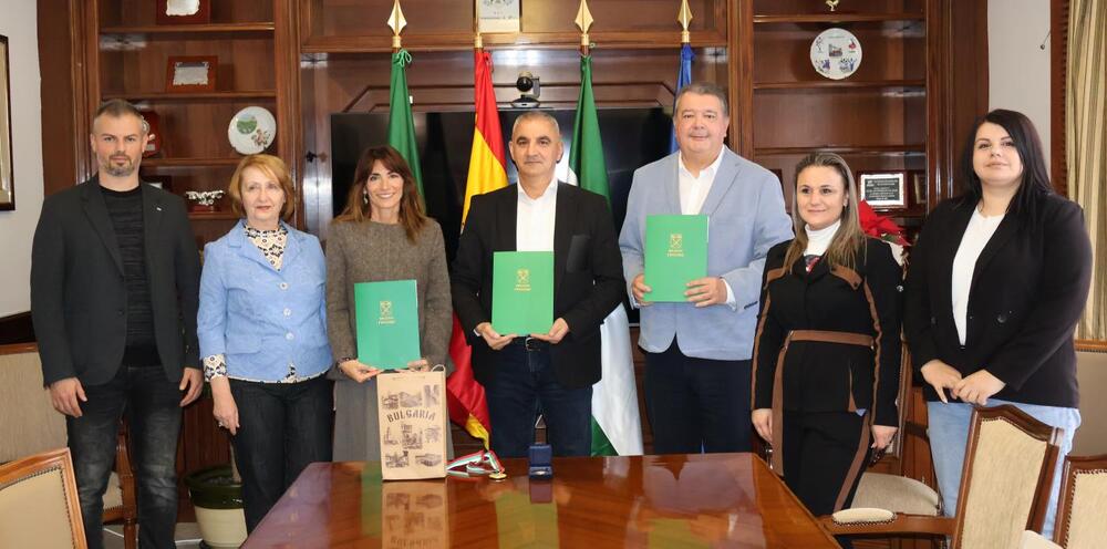 Община Гурково и испанската община Михас поставиха основите на партньорство в сферата на културата и туризма