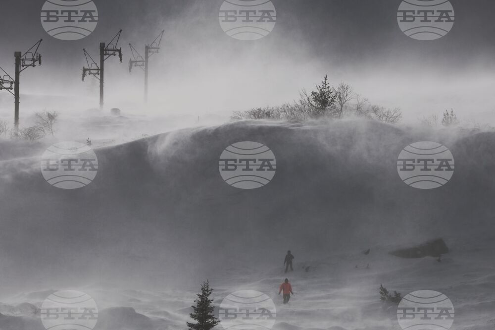 Витоша - зима - силен вятър