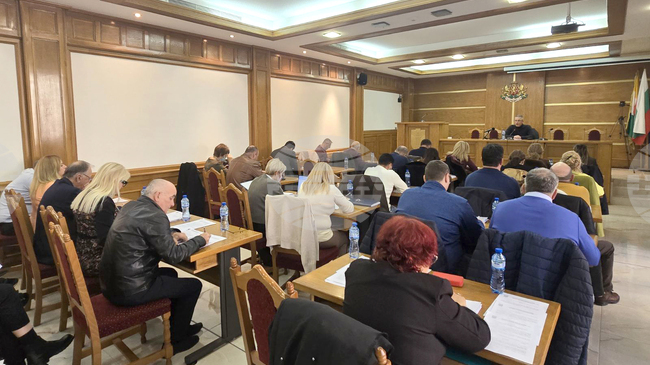 План за младежта, проекти и общински програми приеха съветниците в община Добричка на редовно заседание