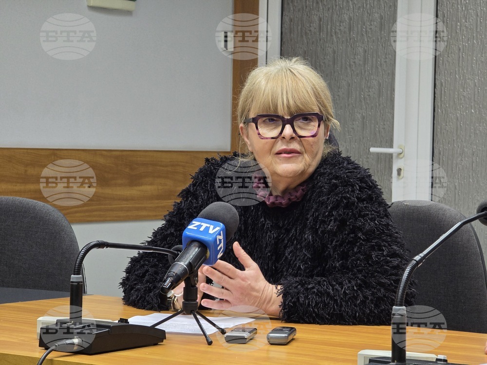 Регионалната библиотека в Ловеч подготвя традиционния рецитал „Историята своя тачим“