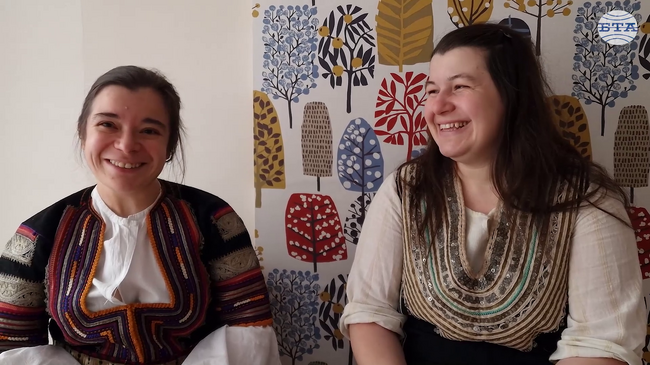 Отскоро в Перник работи арт пространство, в което се багри с листа и има занятия по грънчарство