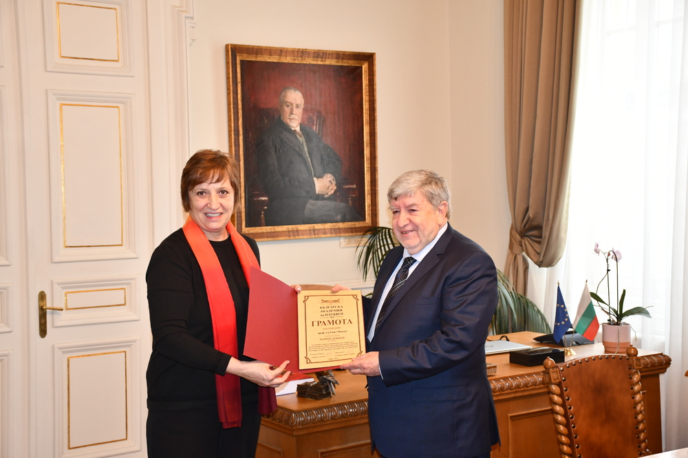 Проф. Емил Маноах от Института по механика на БАН е удостоен с почетен знак "Марин Дринов"