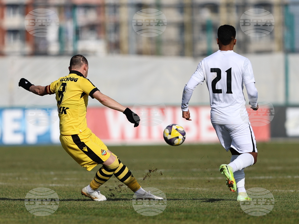 Пловдив - футбол - „Ботев“ Пловдив - „Спартак“ Варна - контрола