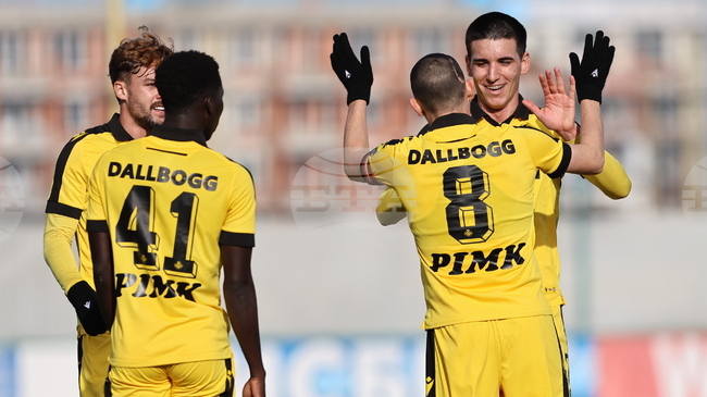 Ботев (Пловдив) подписа нов договор с официалния доставчик на своята екипировка