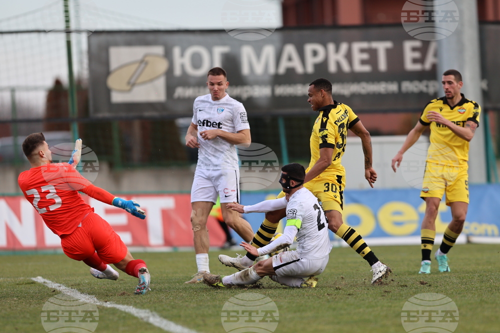 Пловдив - футбол - „Ботев“ Пловдив - „Спартак“ Варна - контрола