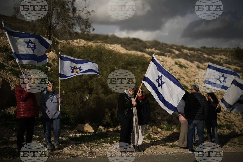 Враговете на Израел ще платят тежка цена, заплаши Нетаняху на погребението на последния заложник