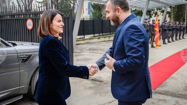 Министрите на вътрешните работи на Северна Македония и Албания се срещнаха в Скопие