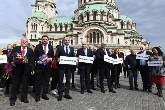 Министър Николай Милков участва в събития в чест на спасяването на българските евреи и в памет на жертвите от Холокоста