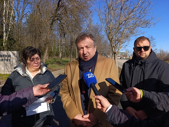 Кметът на Шумен откри улица „Университетска“, в която са инвестирани над 1,5 млн. евро