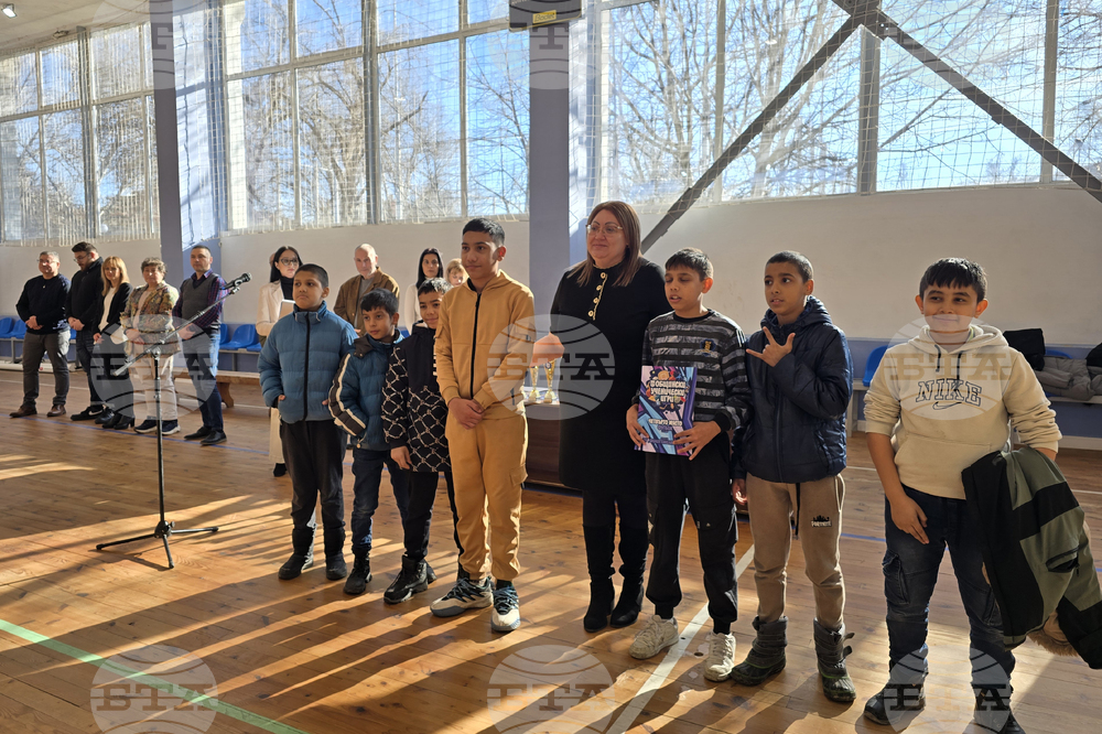 Свищов - ученически спортни игри - награждаване