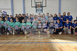 Свищов - ученически спортни игри - награждаване