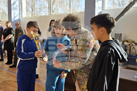 Свищов - ученически спортни игри - награждаване