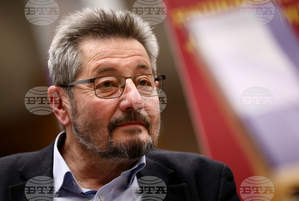 „Извън кръга“ - представяне - Георги Каприев