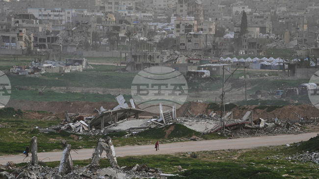 Най-малко двама убити при израелски обстрел в ивицата Газа на фона на примирието, което трябва да премине в следващата си фаза 