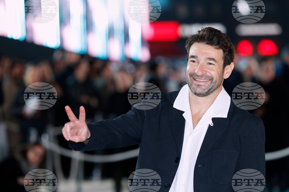 Britain Crime 101 Premiere