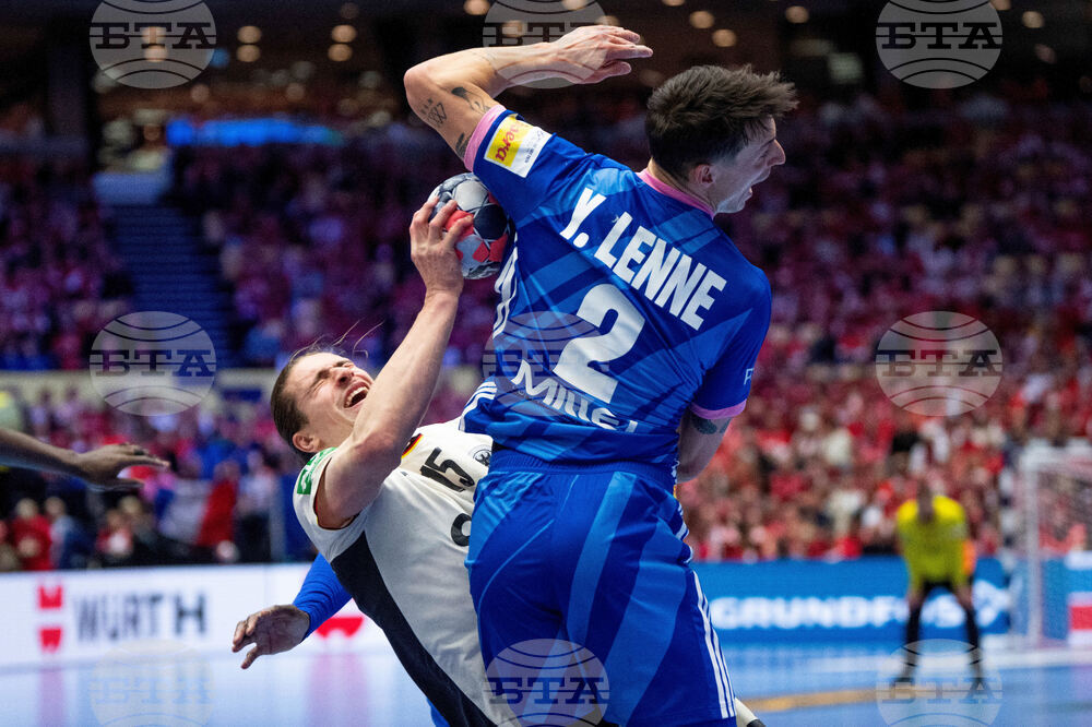 Тимът на Германия отстрани защитаващия титлата си Франция на Европейското първенство по хандбал, Хърватия и Исландия са на полуфиналите