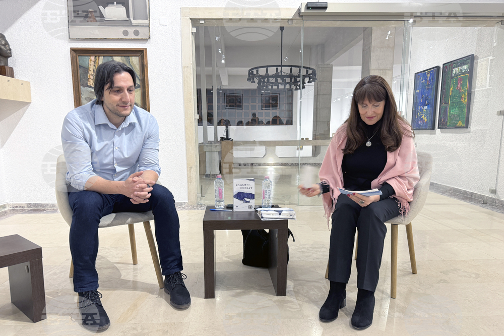 Казанлък - Евгени Черепов - „Пос(в)ещение на картина“