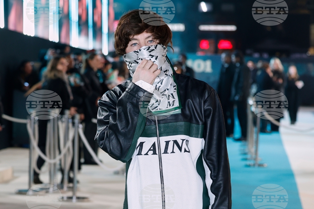 Britain Crime 101 Premiere