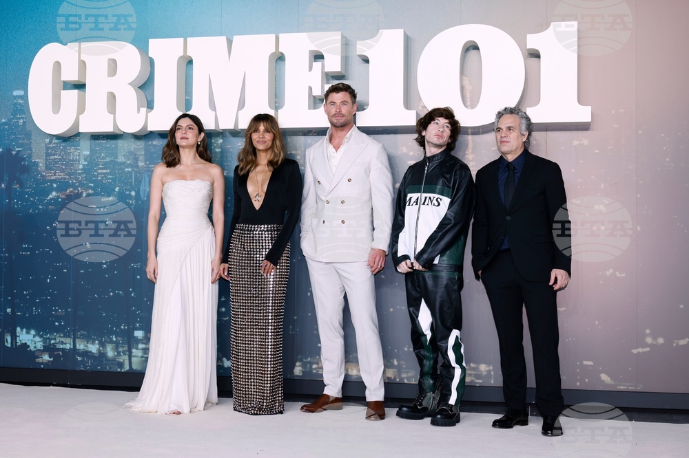 Britain Crime 101 Premiere