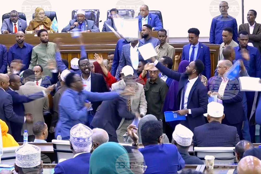 Somalia Parliament Scuffles