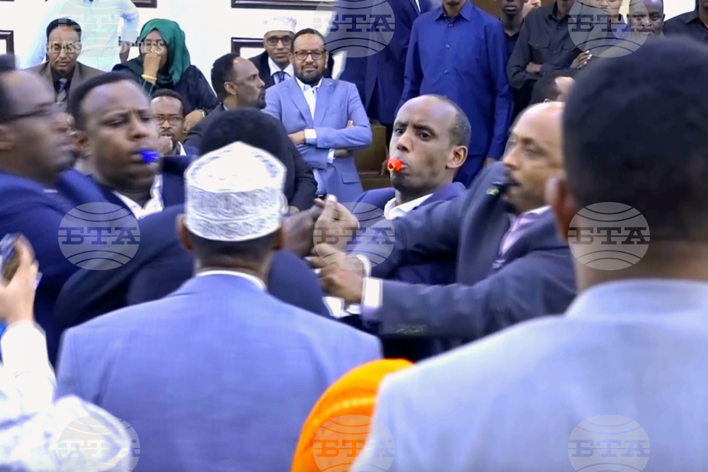 Somalia Parliament Scuffles