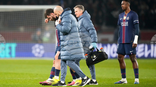 Кварацхелия ще отсъства до средата на февруари