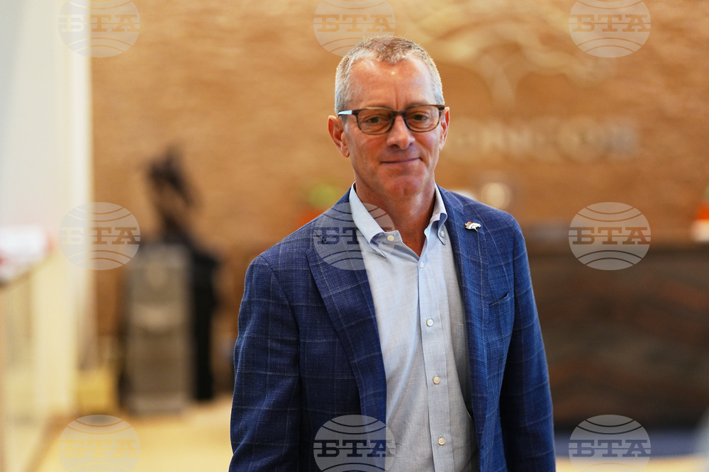 Broncos Penner Football