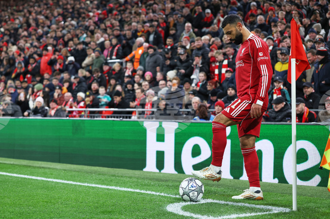 Мохамед Салах ще получи предложение за три пъти по-голямо възнаграждение в Саудитска Арабия през лятото, пишат медии в Англия 