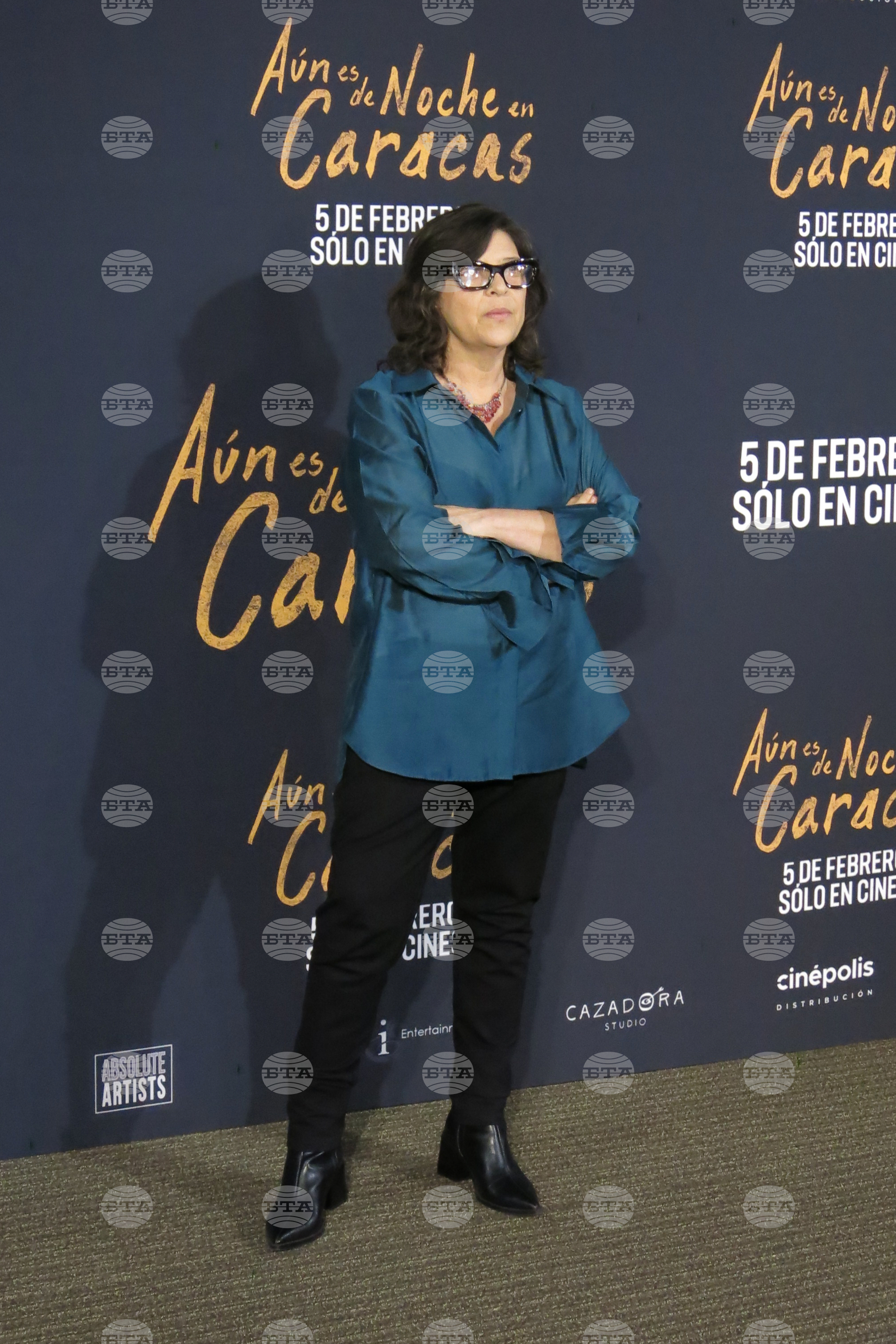 Mexico Film Aun es de noche en Caracas