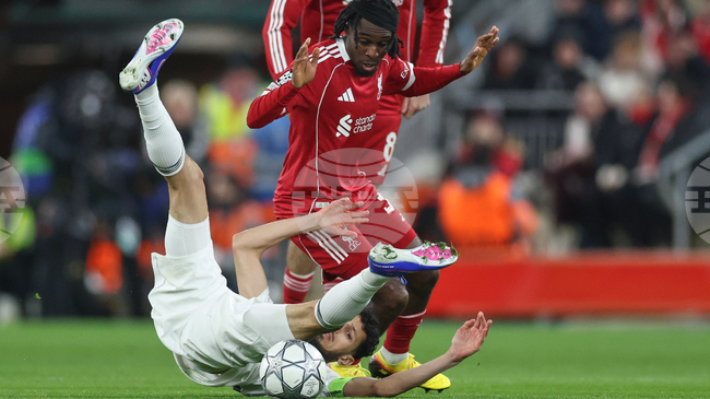 Фримпонг се завръща към тренировки с Ливърпул след пет мача отсъствие