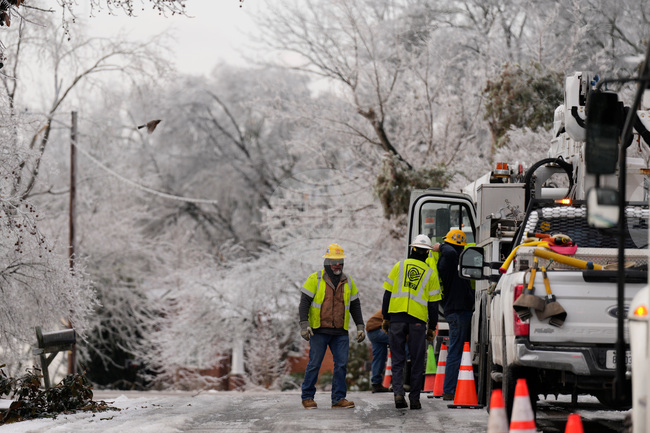 APTOPIX Winter Weather Tennessee