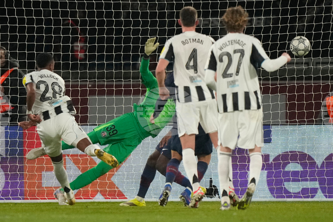 APTOPIX France Champions League Soccer