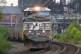 Earns Norfolk Southern