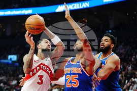 Knicks Raptors Basketball