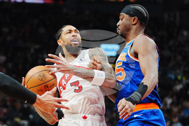 Knicks Raptors Basketball