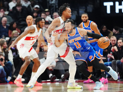 Knicks Raptors Basketball