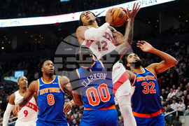 Knicks Raptors Basketball
