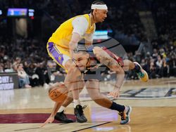 Lakers Cavaliers Basketball