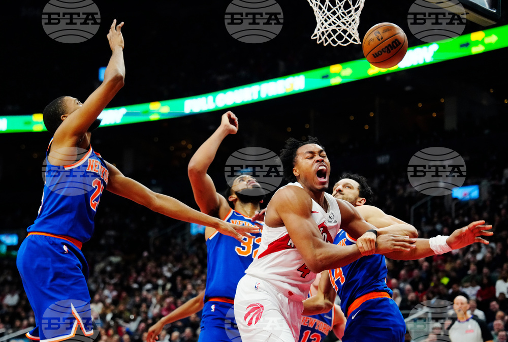Knicks Raptors Basketball